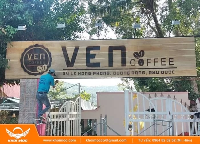 Top Xu Hướng Bảng Hiệu Gỗ Cuối 2025 2a6á