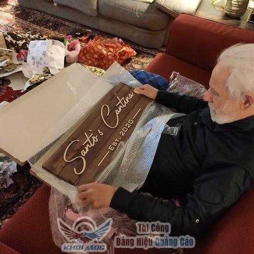 bang hieu go bien hieu go 2022 2023 thi cong bang hieu go cao cap (34)
